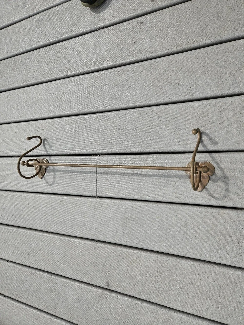 N/A stylish wall
